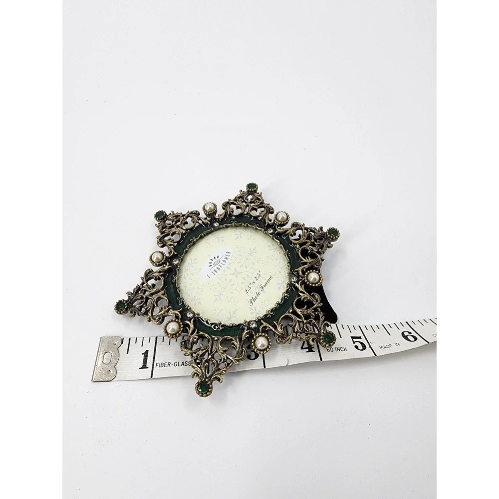 Sunflower Designs Vintage Ornate Pearl Crystal Green Enamel Picture Frame2.5x2.5